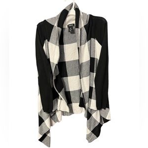 Torrid cardigan size 0 (med/large) black and white